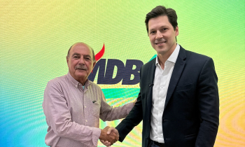 Daniel Vilela anuncia filiação de Zacharias Calil ao MDB para disputar o Senado